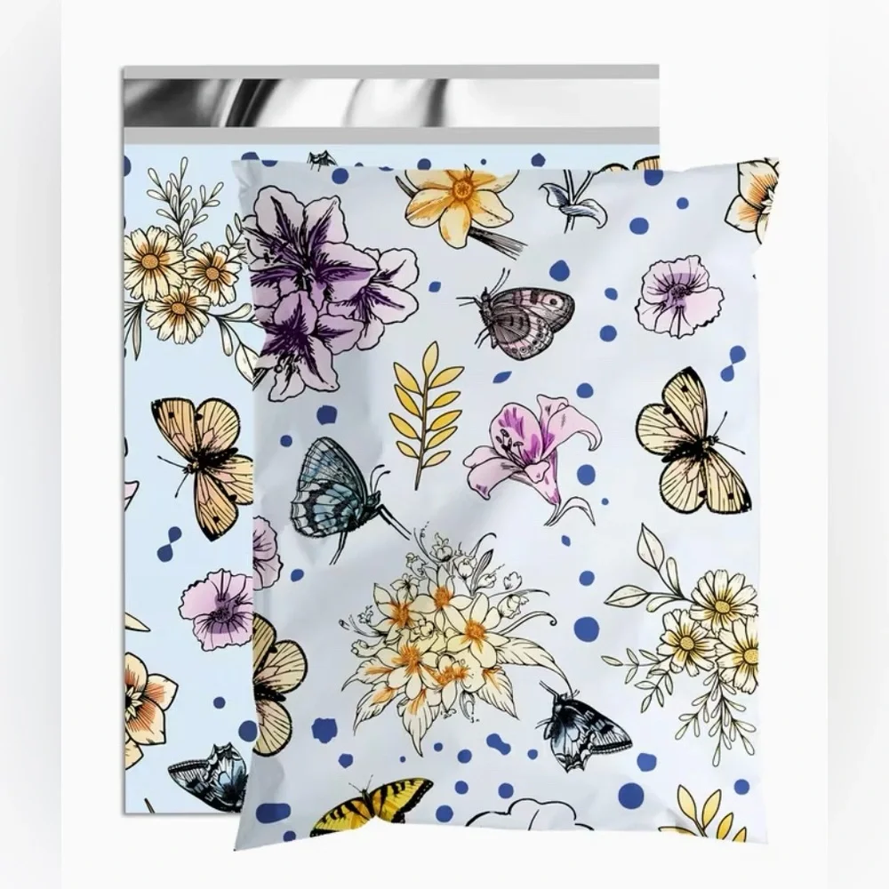 30 10” x 13” Flower & Butterfly Poly Mailers